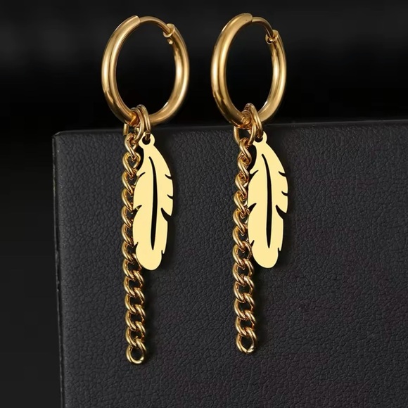 Gold Feather Chain Hip Hop Pendants for Women - Picture 5 of 5